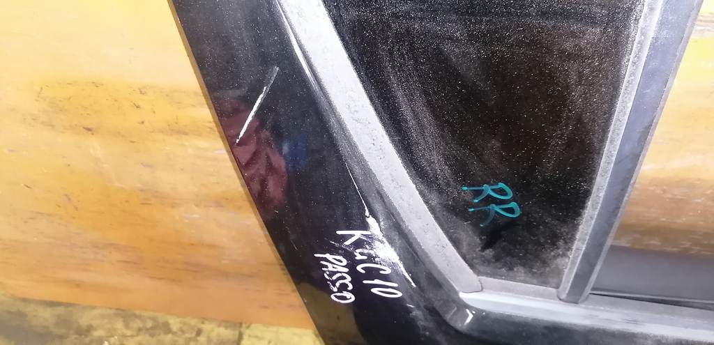 дверь Toyota Passo