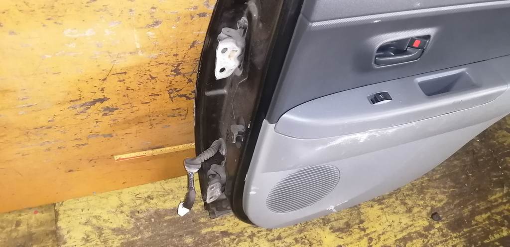 дверь Toyota Passo