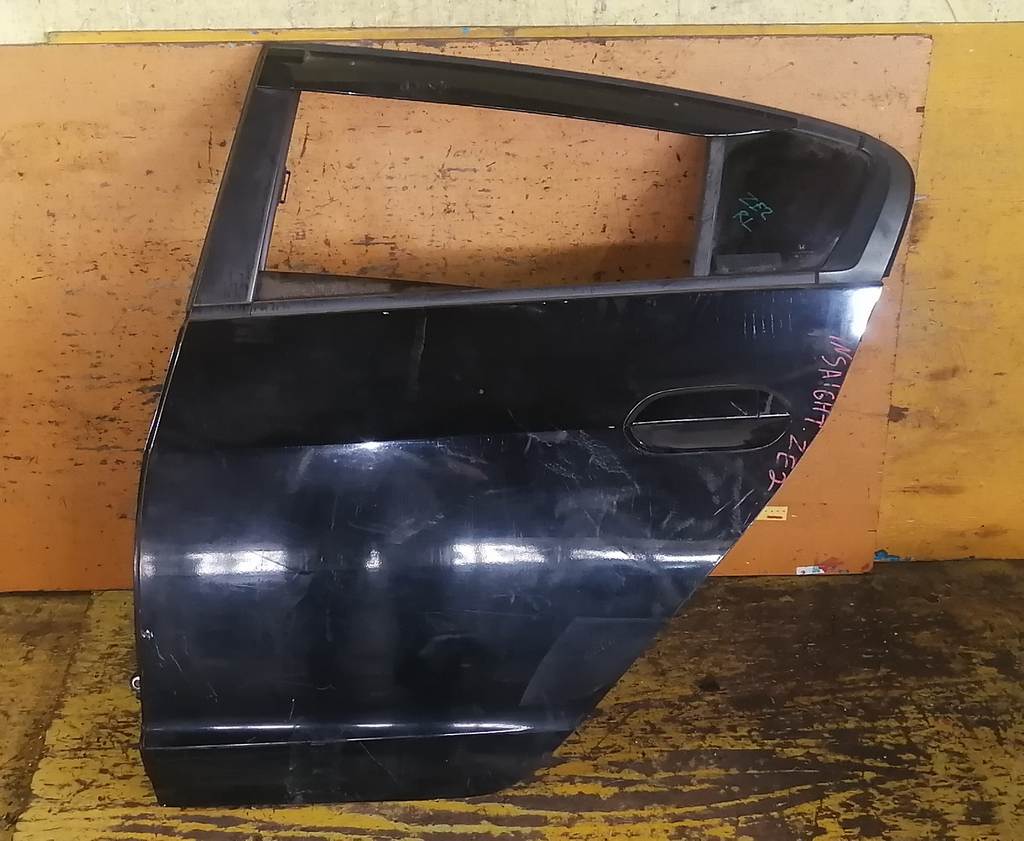 дверь Honda Insight