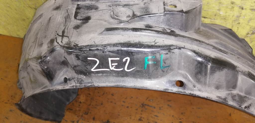 подкрылок Honda Insight
