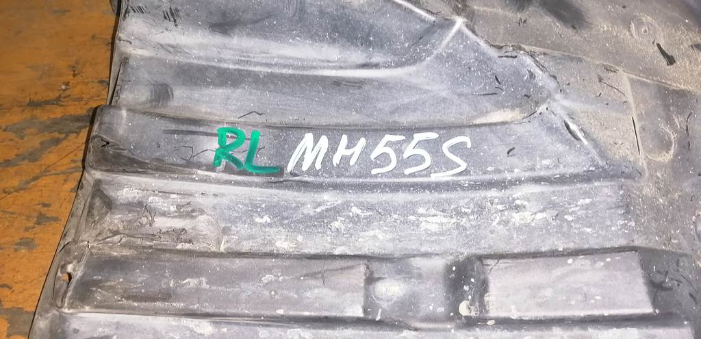 подкрылок Suzuki Wagon R