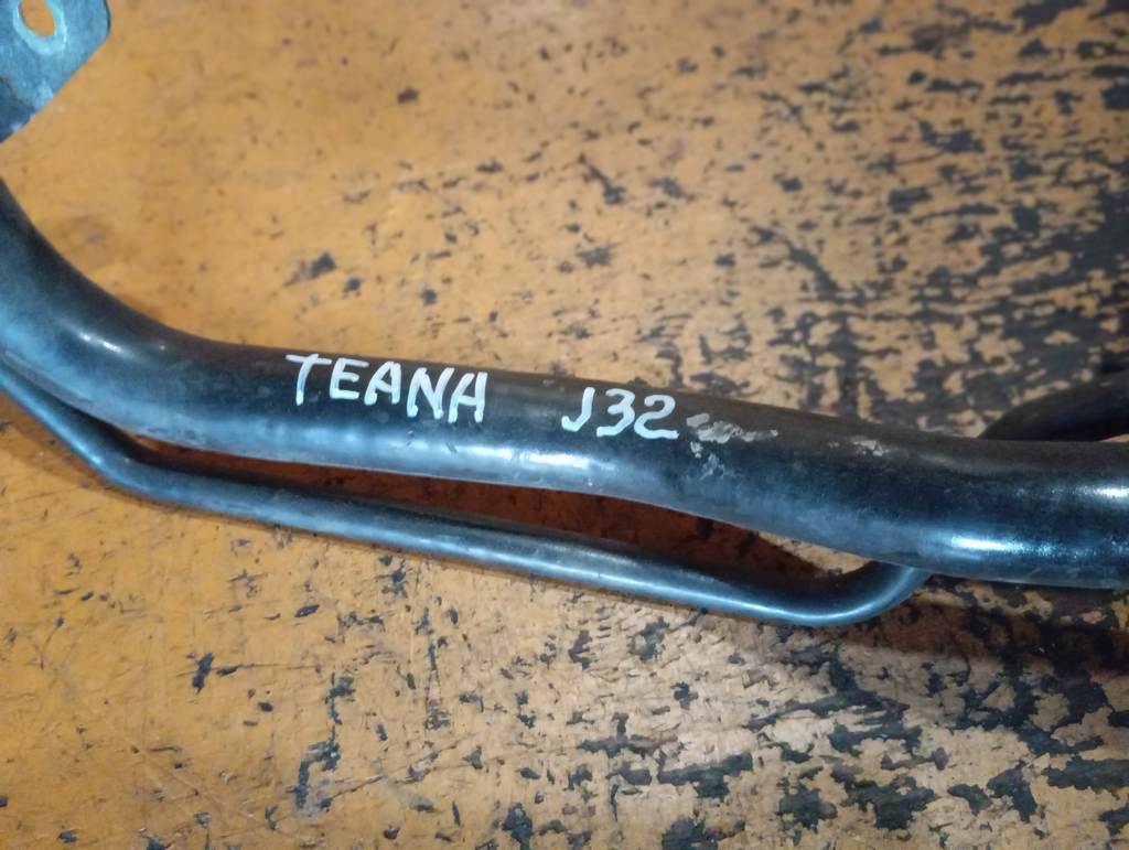 заливная горловина топливного бака Nissan Teana