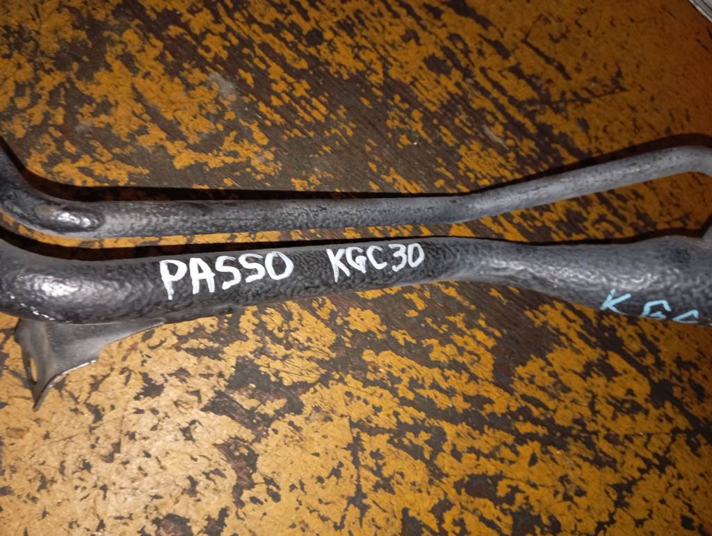 заливная горловина топливного бака Toyota Passo