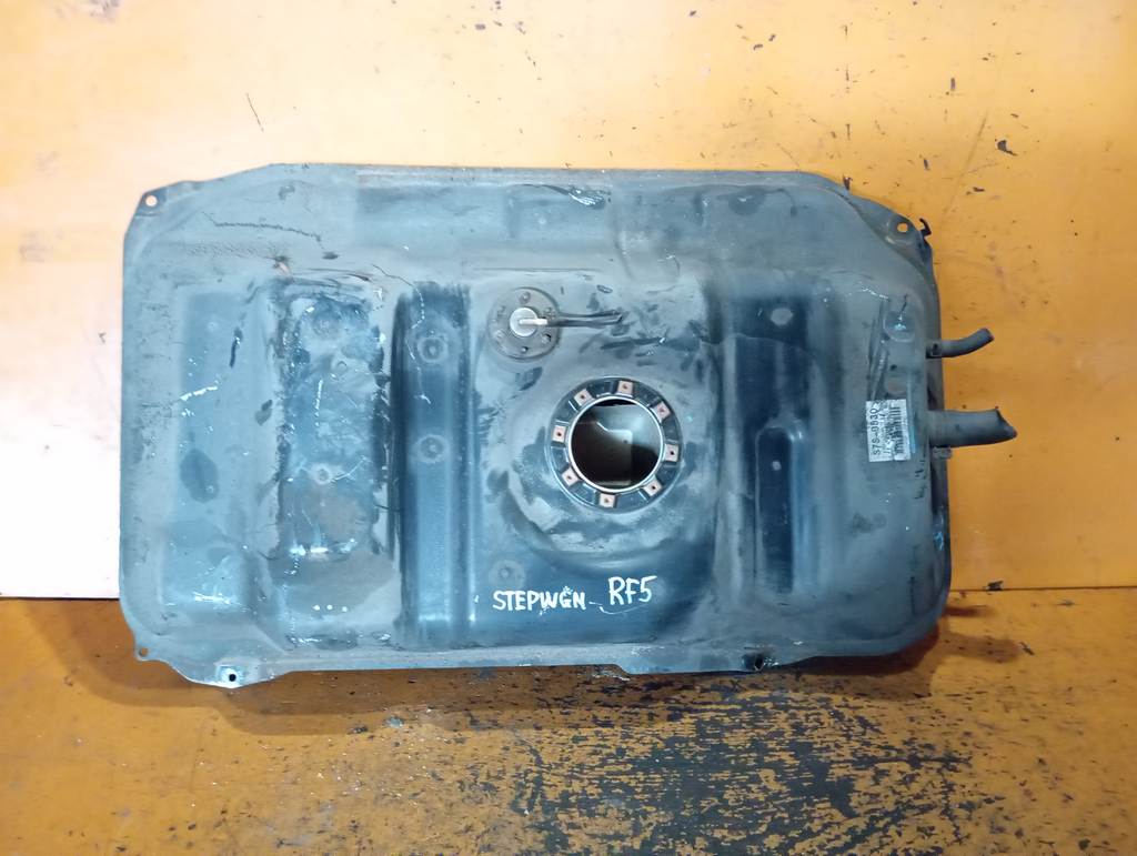 топливный бак Honda Stepwgn