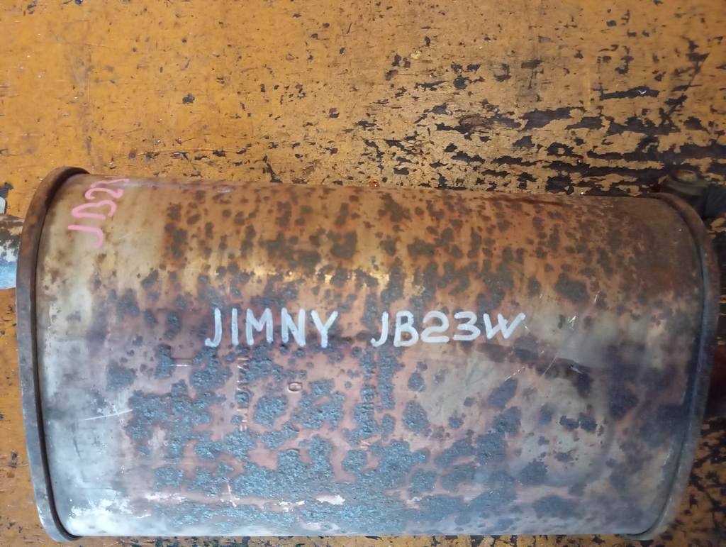 глушитель Suzuki Jimny