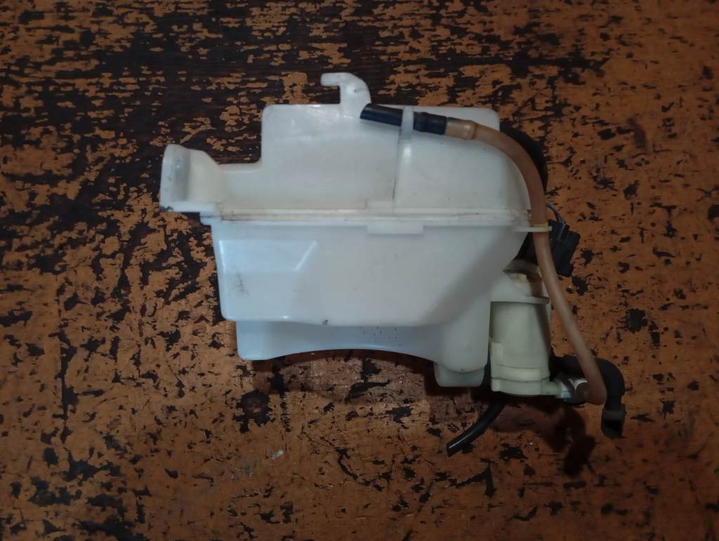 бачок омывателя Honda N-WGN