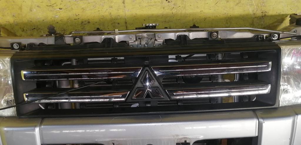 ноускат Mitsubishi Pajero Mini
