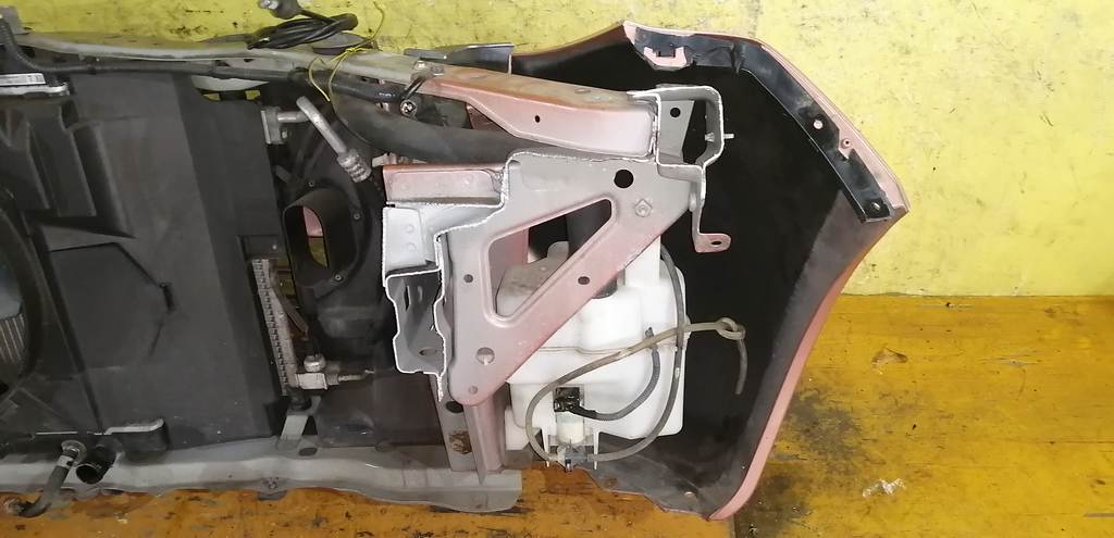 ноускат Nissan March