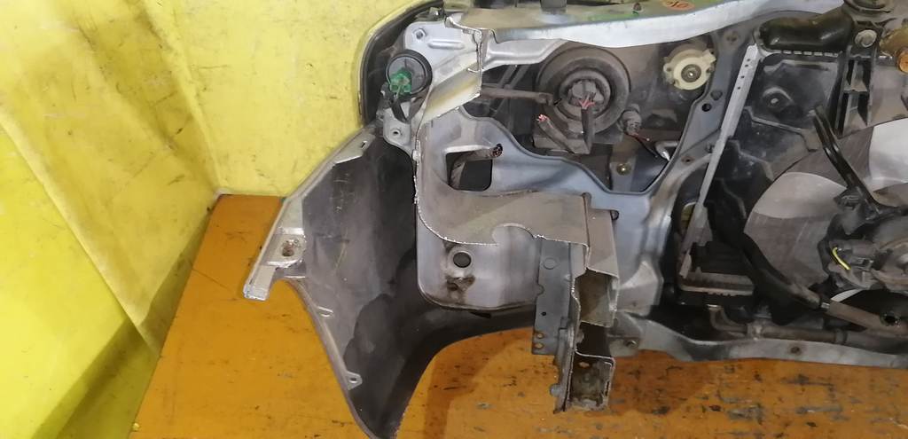 ноускат Mazda Demio