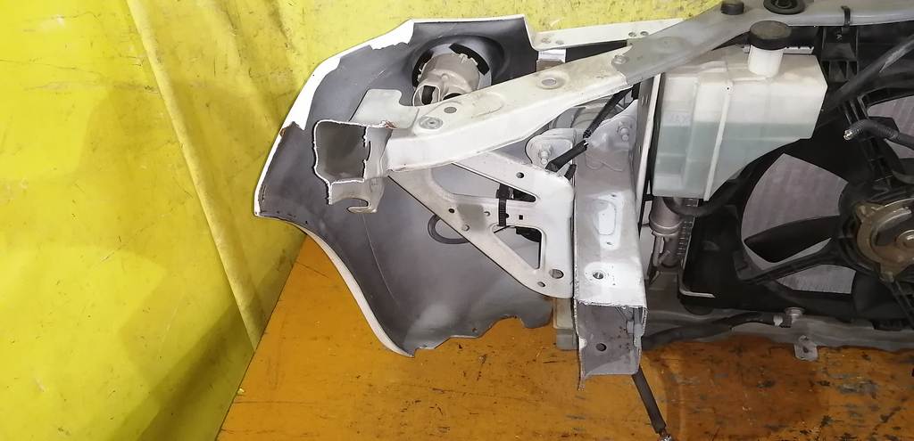 ноускат Nissan March
