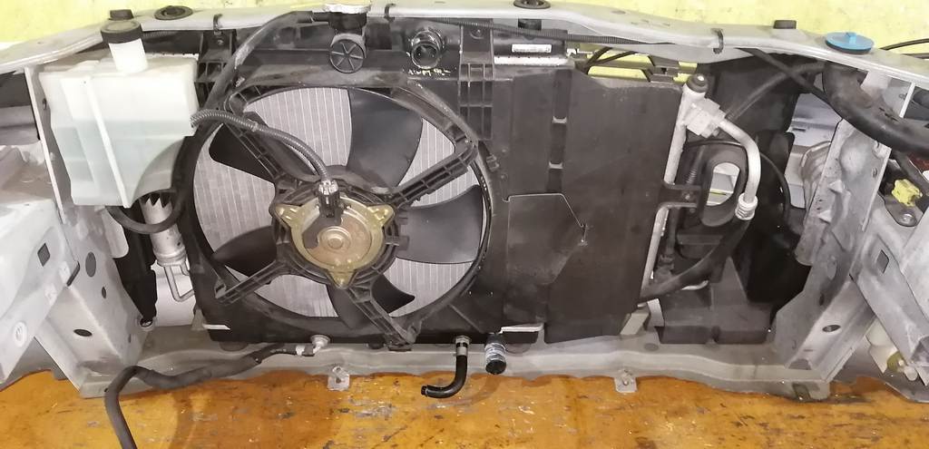 ноускат Nissan March