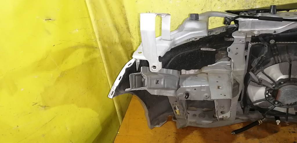ноускат Honda Freed