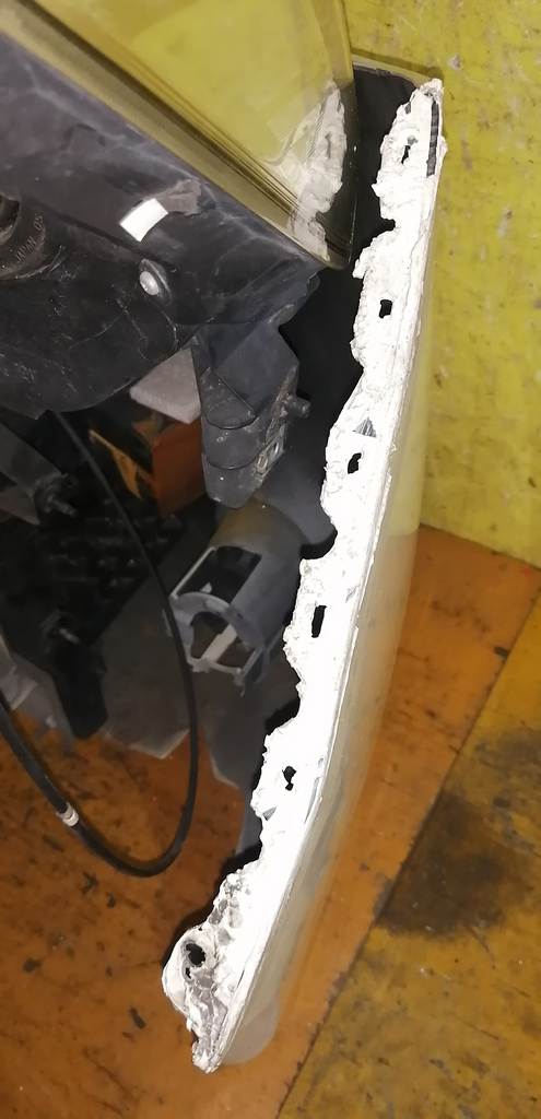 ноускат Nissan Serena