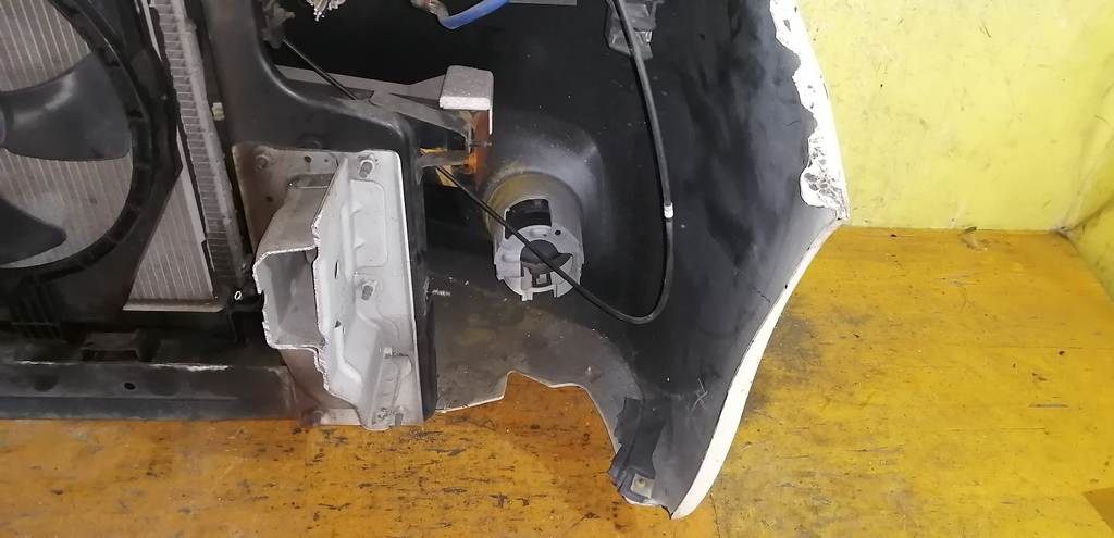 ноускат Nissan Serena