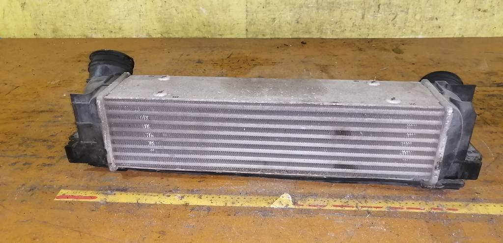 интеркулер BMW 3 Series