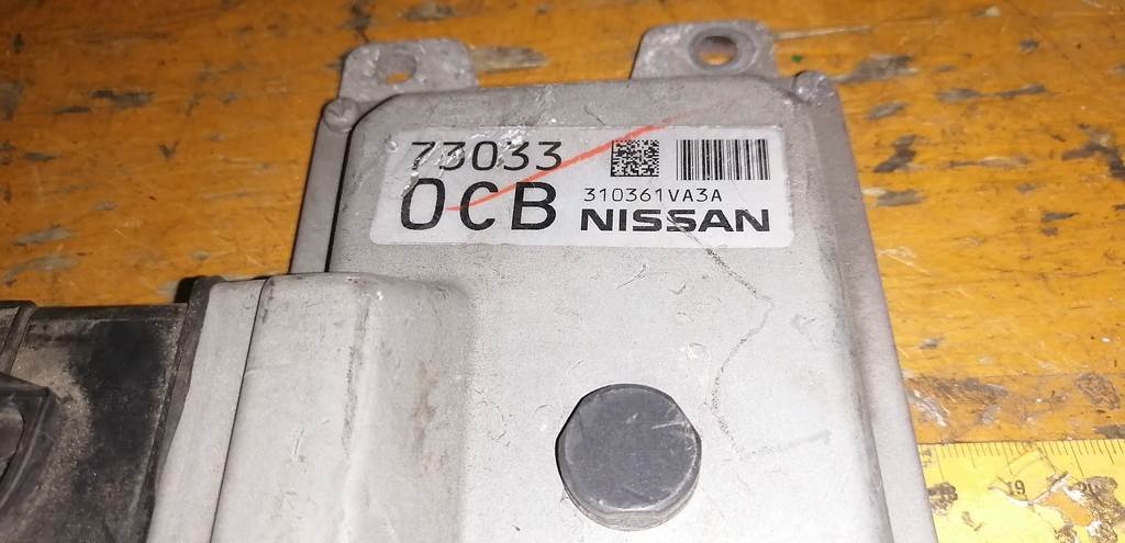 блок управления акпп Nissan Serena