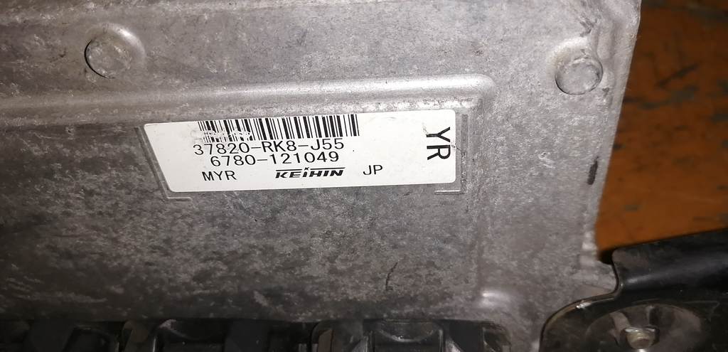 блок управления двс Honda Freed