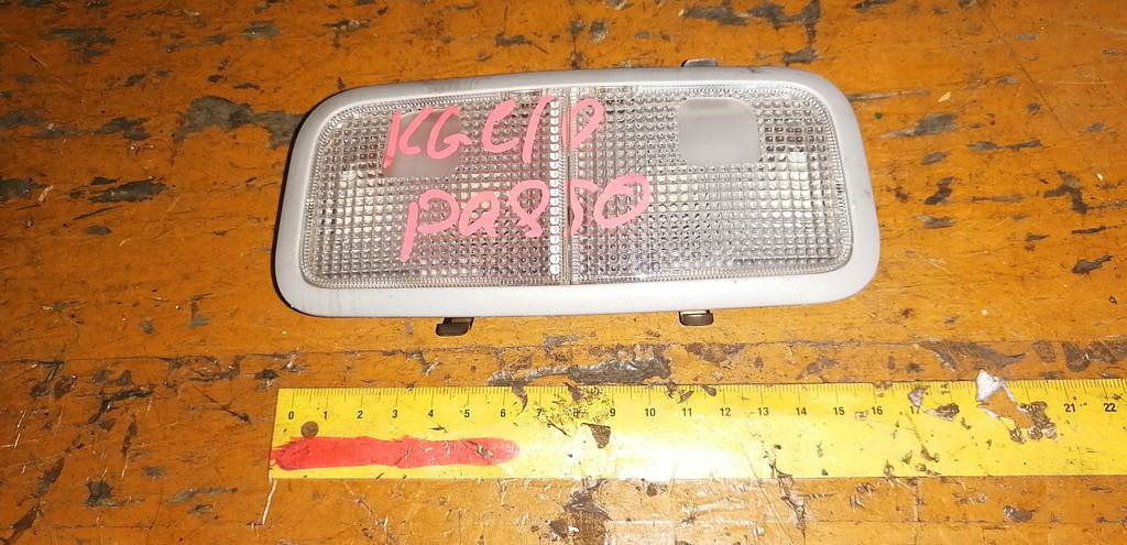 плафон салонный Toyota Passo
