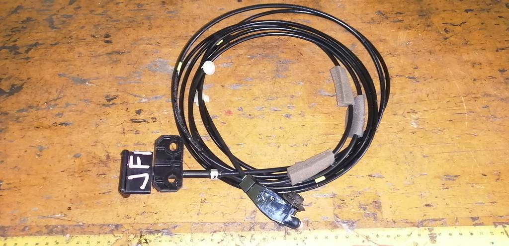 тросик лючка бака Honda N Box