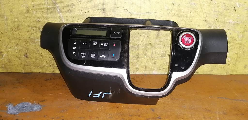 климат-контроль Honda N Box