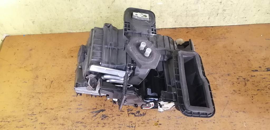 печка Nissan Tiida Latio