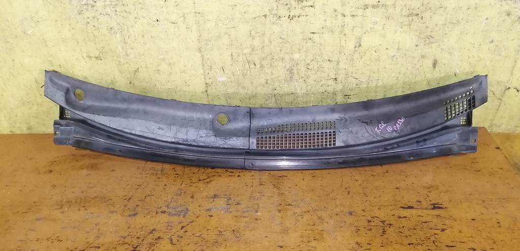 жабо Toyota Passo