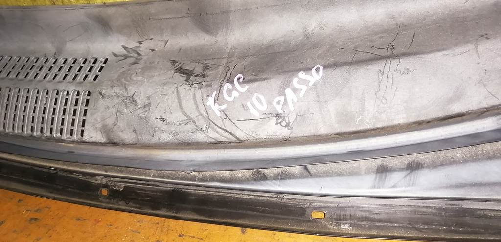 жабо Toyota Passo