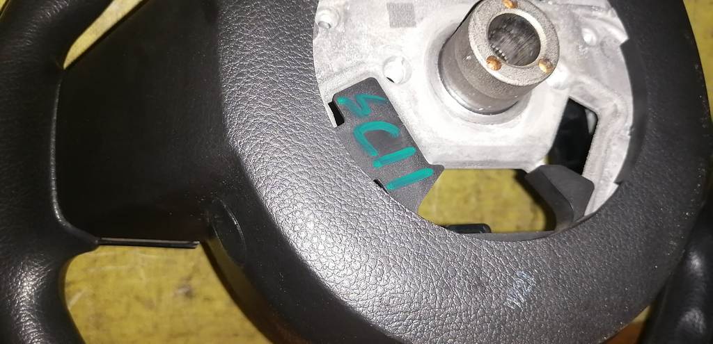 airbag водительский Nissan Tiida Latio