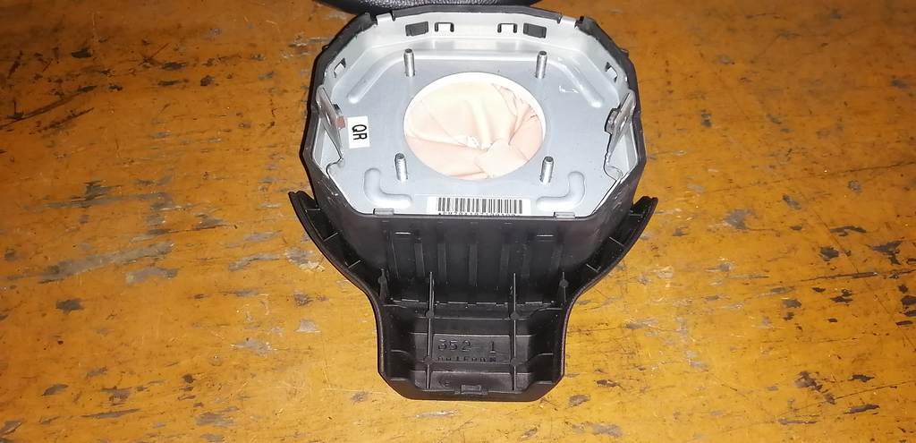 airbag водительский Nissan Tiida Latio