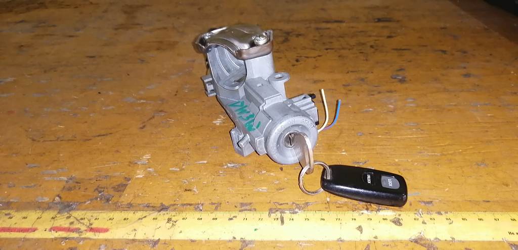 замок зажигания Mazda Demio
