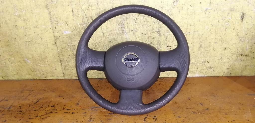 airbag водительский Nissan March
