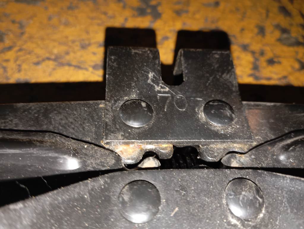 домкрат Toyota Passo