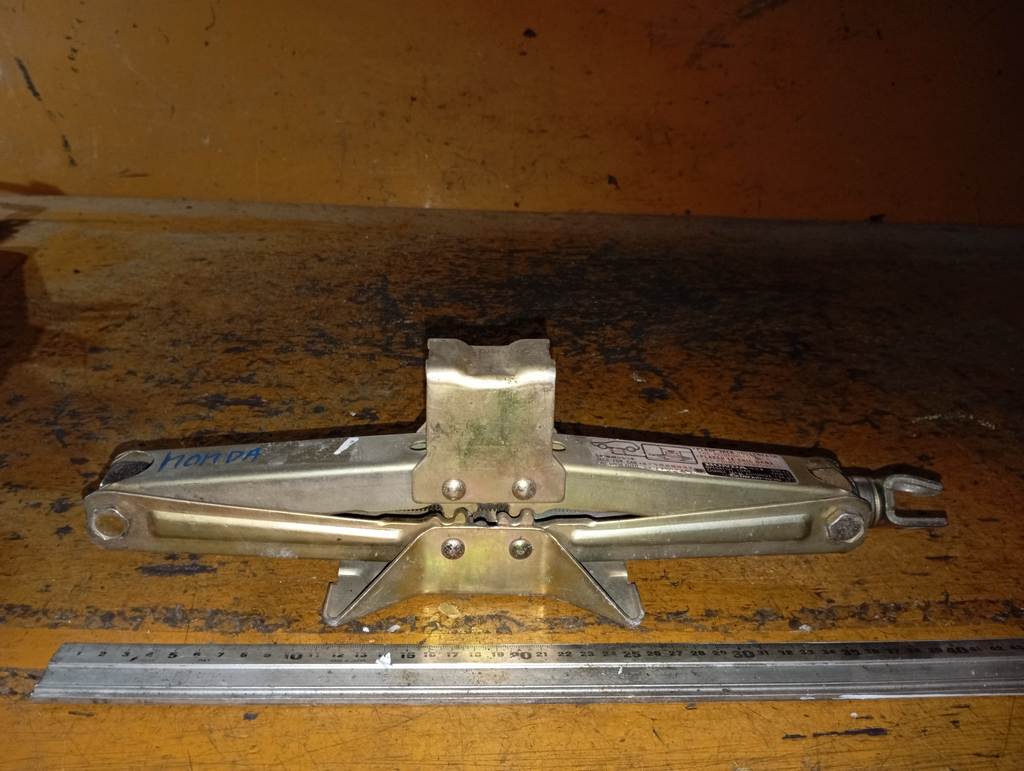 домкрат Honda